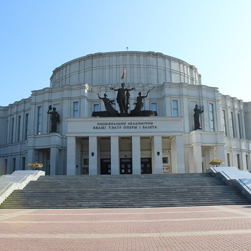 Челябинский театр оперы и балета дал первые спектакли в Минске